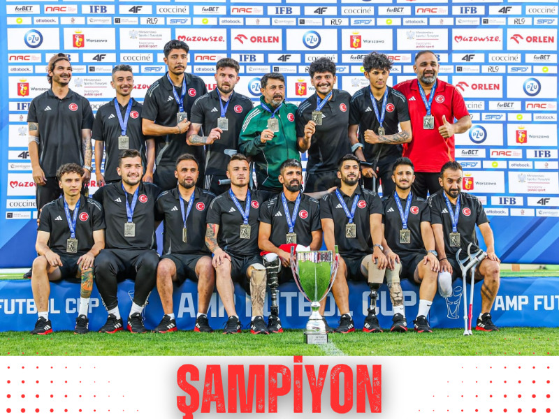  Ampute Futbol Milli Takımı Varşova'dan kupayla döndü